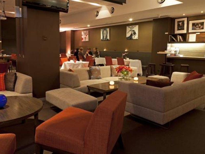 Hotel Causeway Melbourne Exterior photo